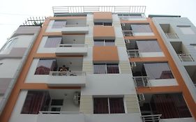 Saigon River Hotel - Quận 2